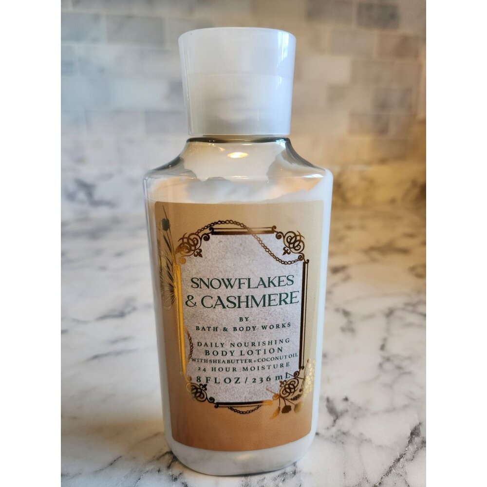 Bath & Body Works Snowflakes & Cashmere Body Lotion Daily Nourishing Moisture
